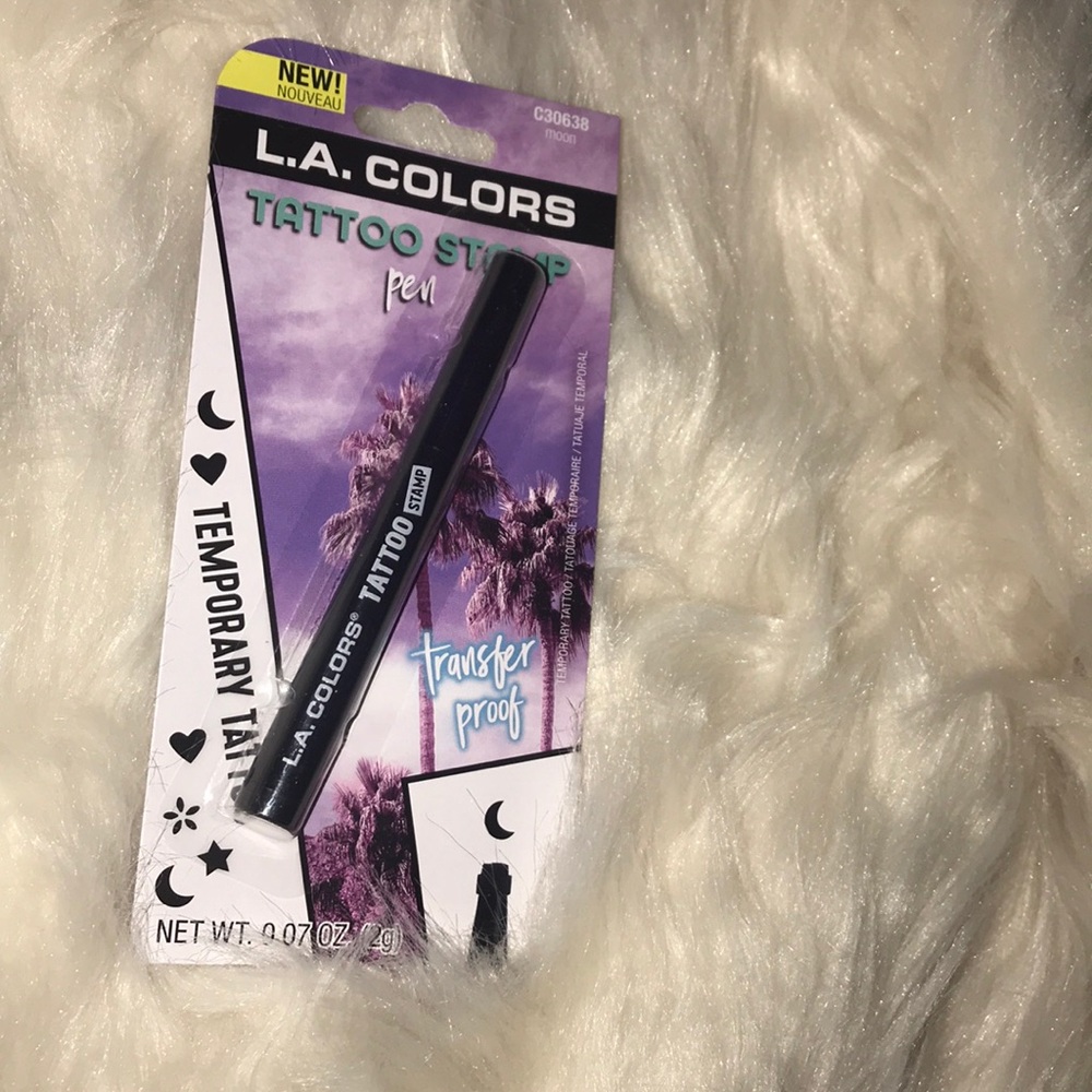 Temporary tattoo stamp pen.